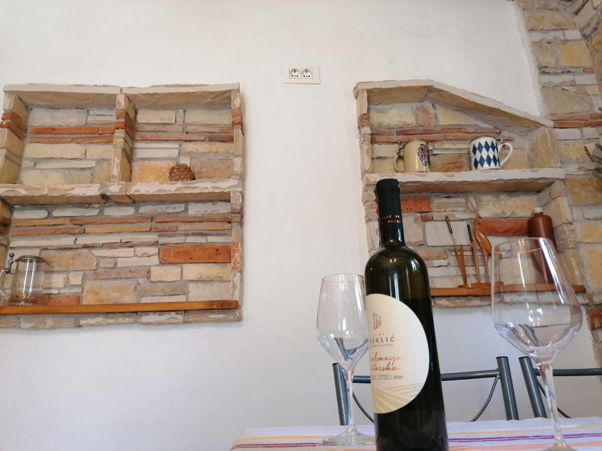 Nice Apartment Montepozzo With Private Garden Rovinj Eksteriør bilde